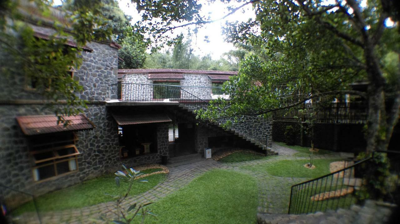 Bed and Breakfast Wildernest Thekkady Esterno foto